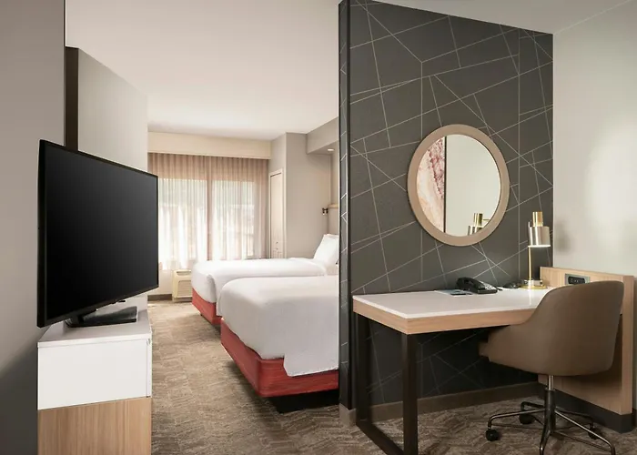 Hotel with Tennis: Springhill Suites By Marriott Cedar City