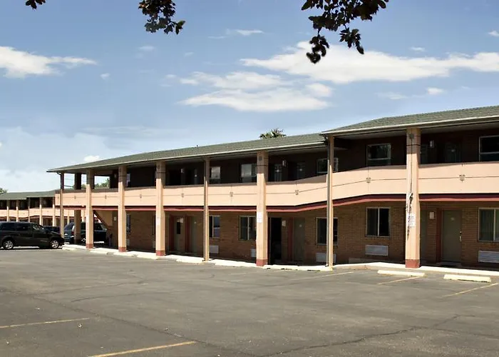 Motel: Knights Inn At Cedar City